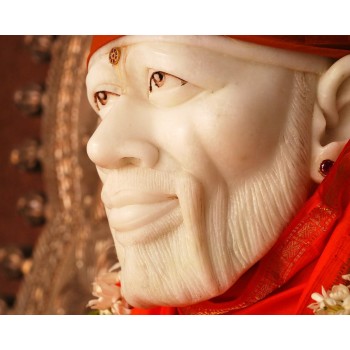 Sai Statue